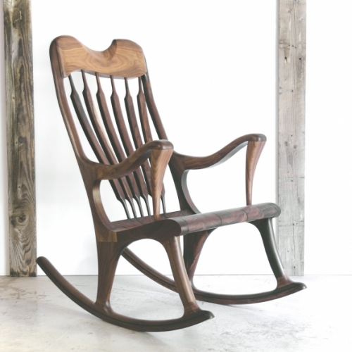 Chaise berçante en bois - EKKO