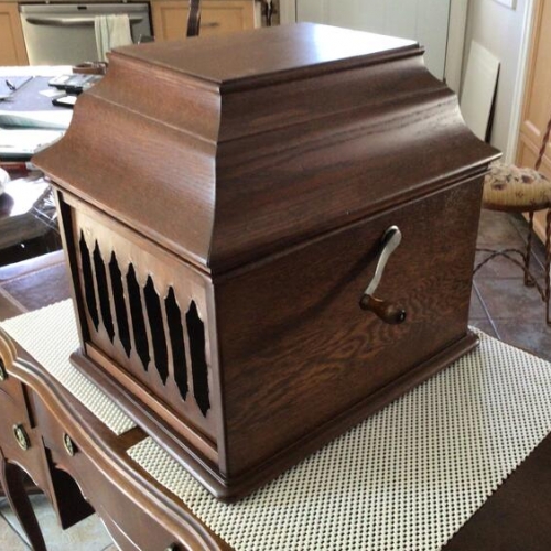 Gramophone 