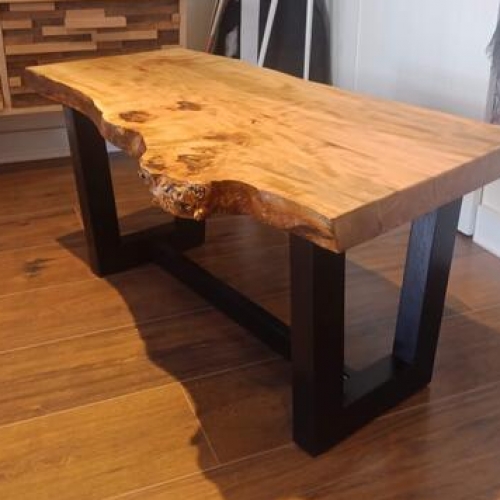 Table de café en frêne 